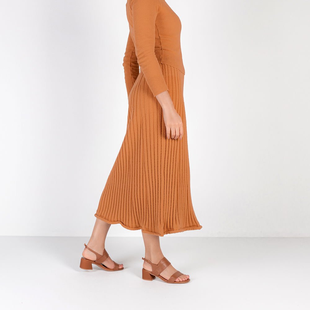 Sandália Marrom Couro Salto Bloco Detalhe Tira Marrom 4