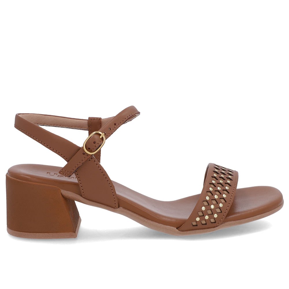 Sandália Marrom Couro Detalhe Laser Rebite