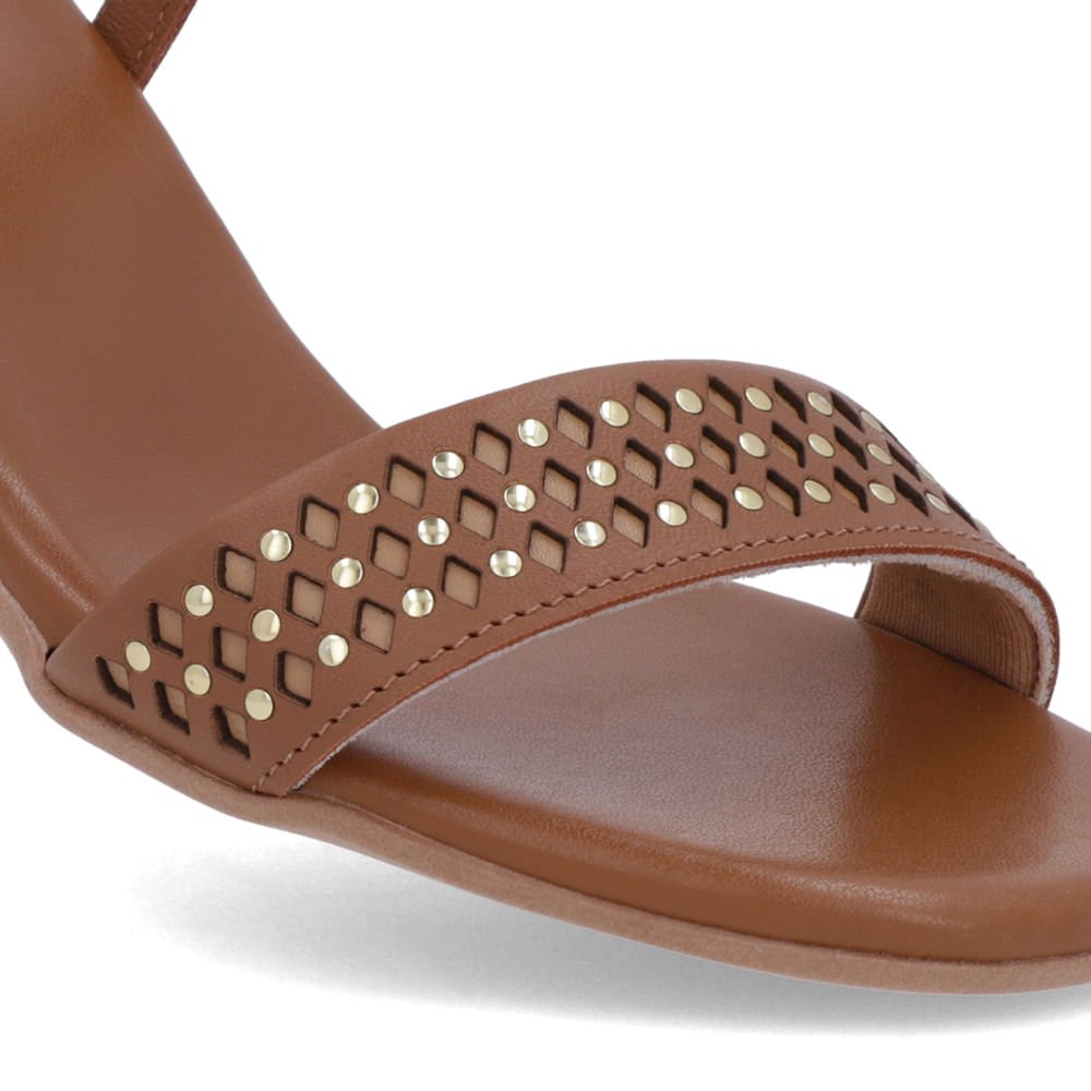 Sandália Marrom Couro Detalhe Laser Rebite Marrom 4