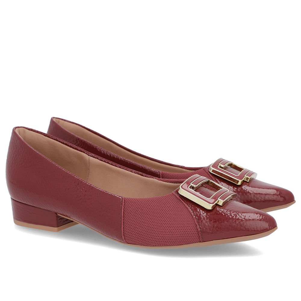 Scarpin Vermelho Verniz Bico Fino Enfeite Vermelho 2