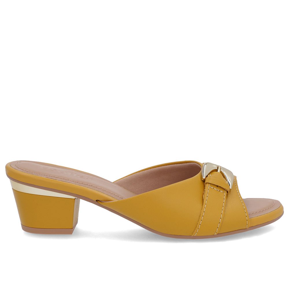 Tamanco Amarelo Couro Enfeite Amarelo 1