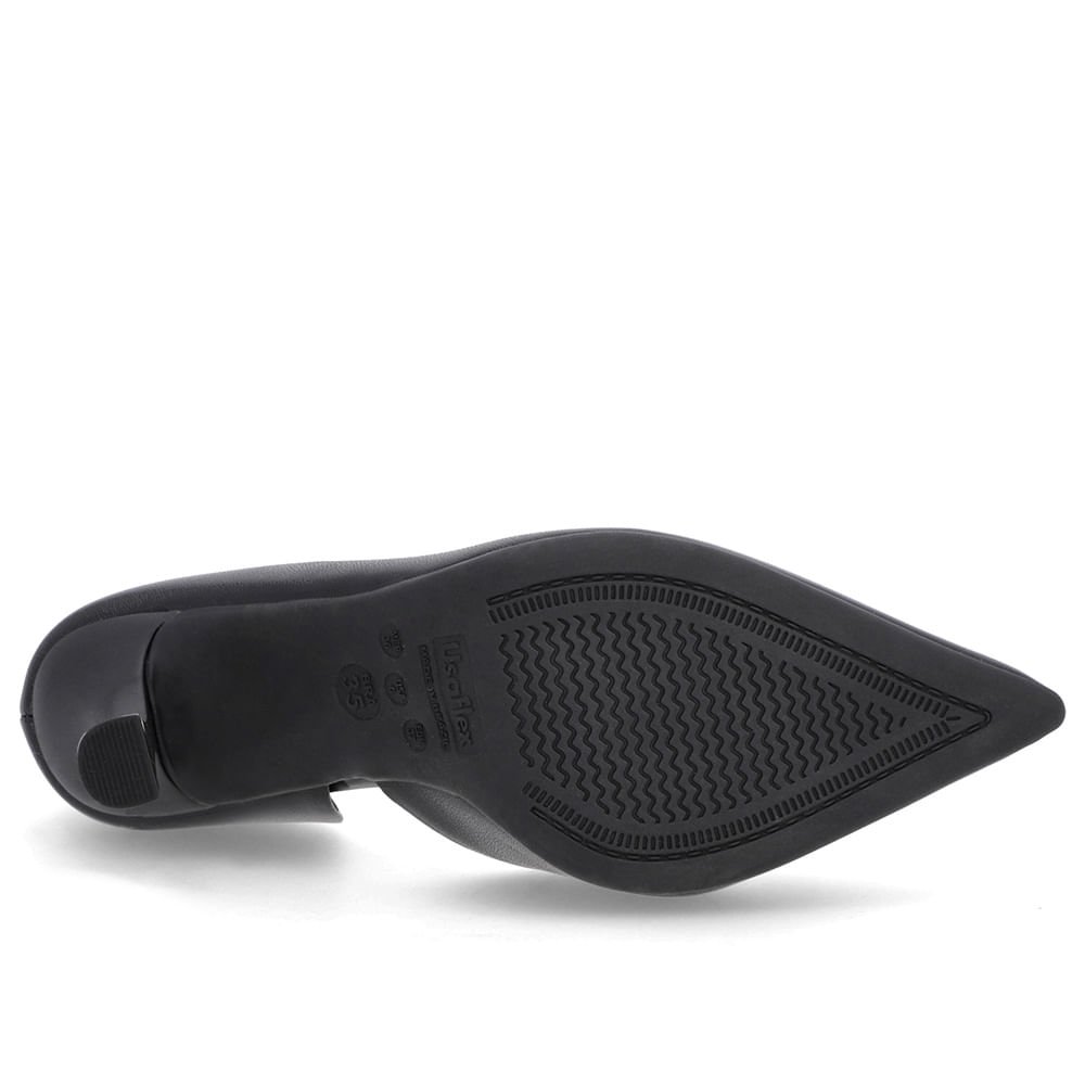 Scarpin Preto Couro Bico Fino Detalhe Salto Preto 5