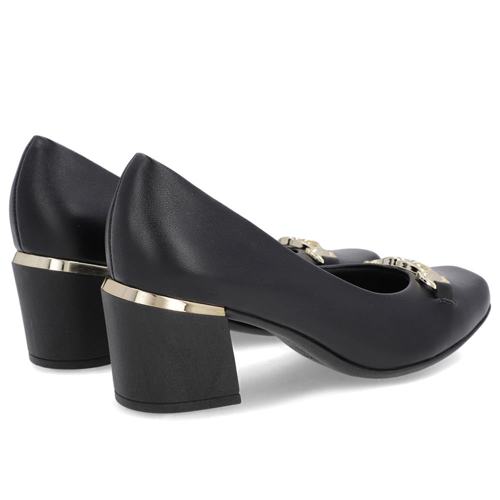 Scarpin Preto Couro Bico Quadrado Detalhe Salto Preto 3
