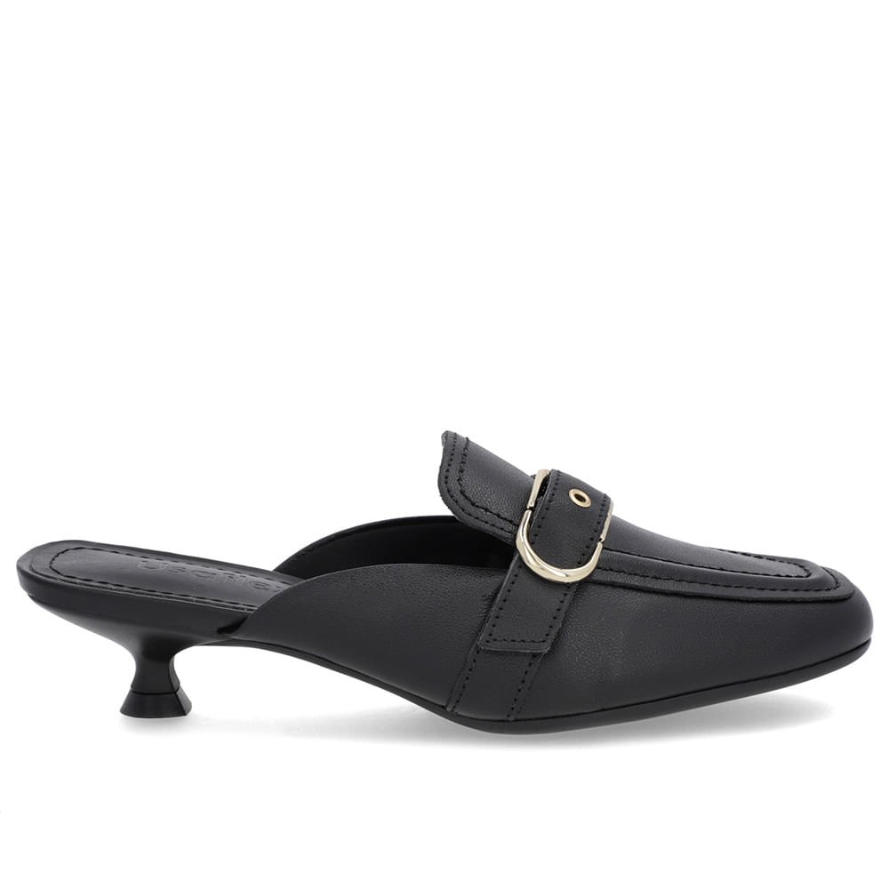 Mule Preta Couro Salto Kitten Fivela
