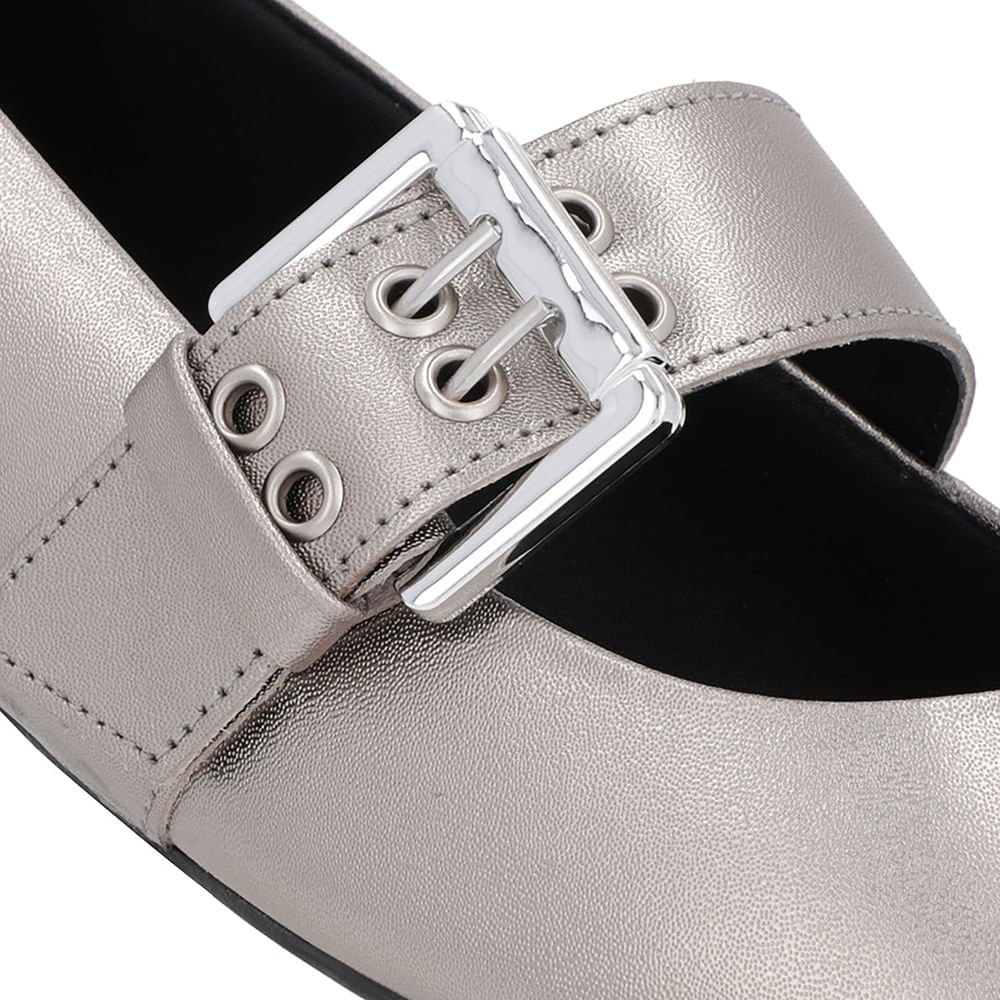 Sapatilha Aço Couro Tira Fivela Cinza 4