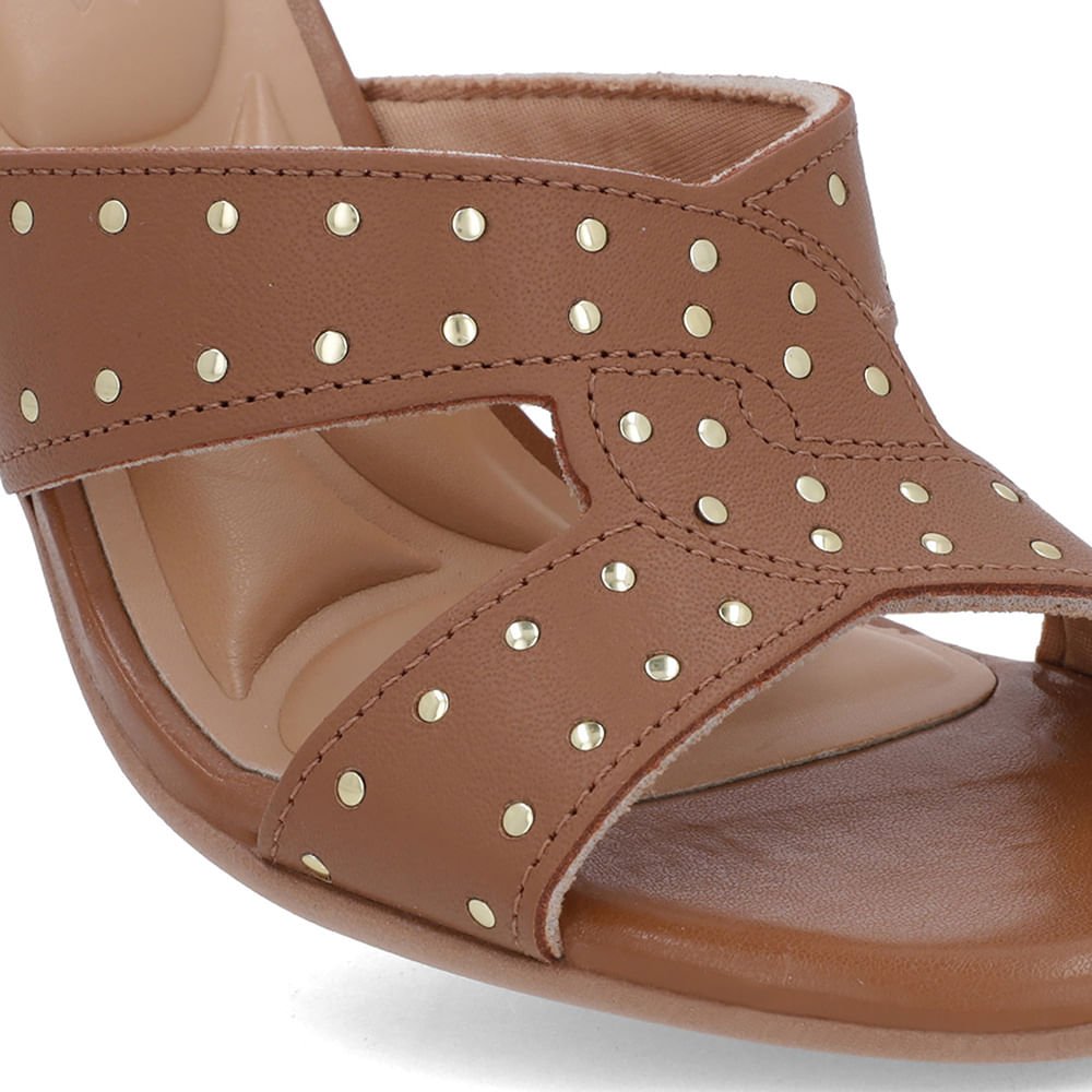 Tamanco Bloco Couro Marrom Rebite Marrom 4