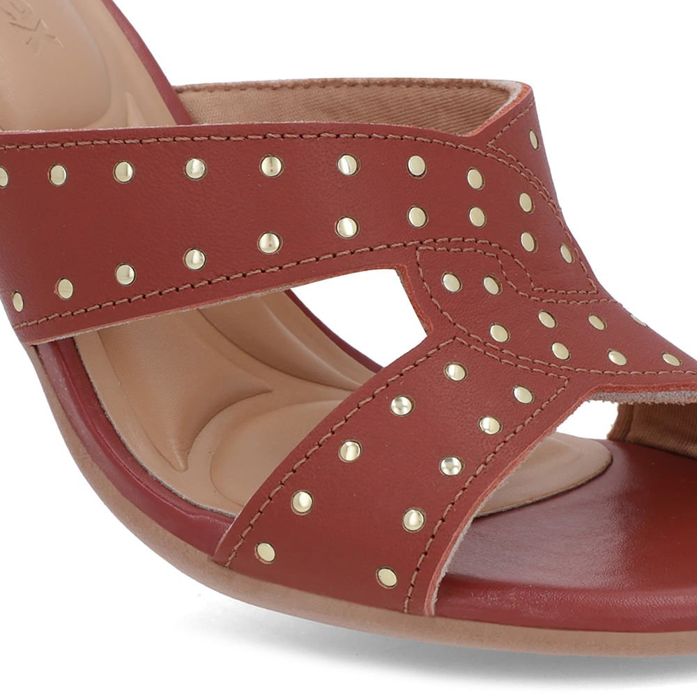 Tamanco Bloco Couro Marrom Rebite Marrom 4