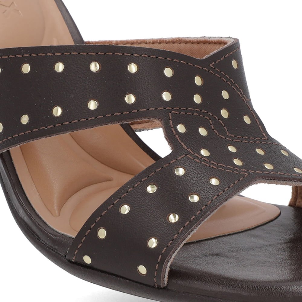 Tamanco Bloco Couro Marrom Rebite Marrom 4