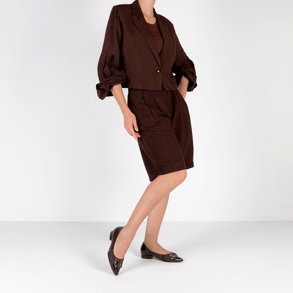 Scarpin Marrom Verniz Bico Fino Enfeite Marrom 4