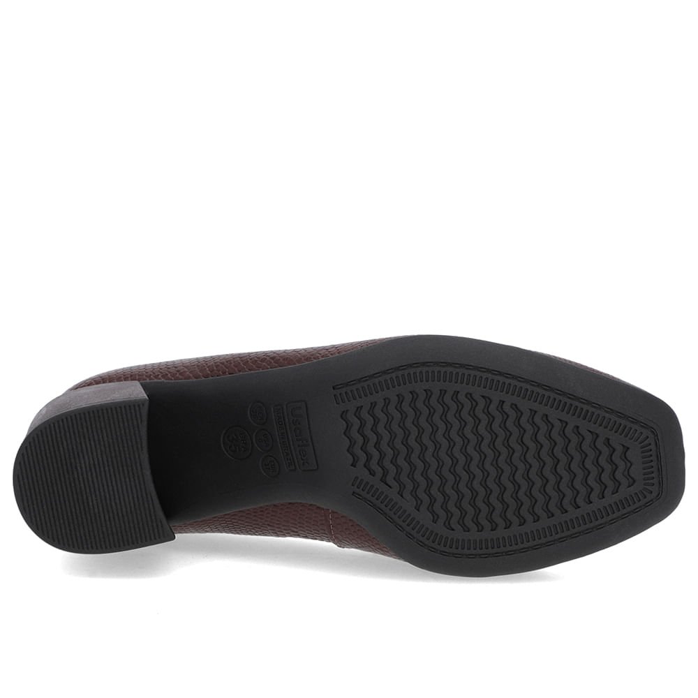 Scarpin Marrom Textura Couro Bico Quadrado Detalhe Salto Marrom 5