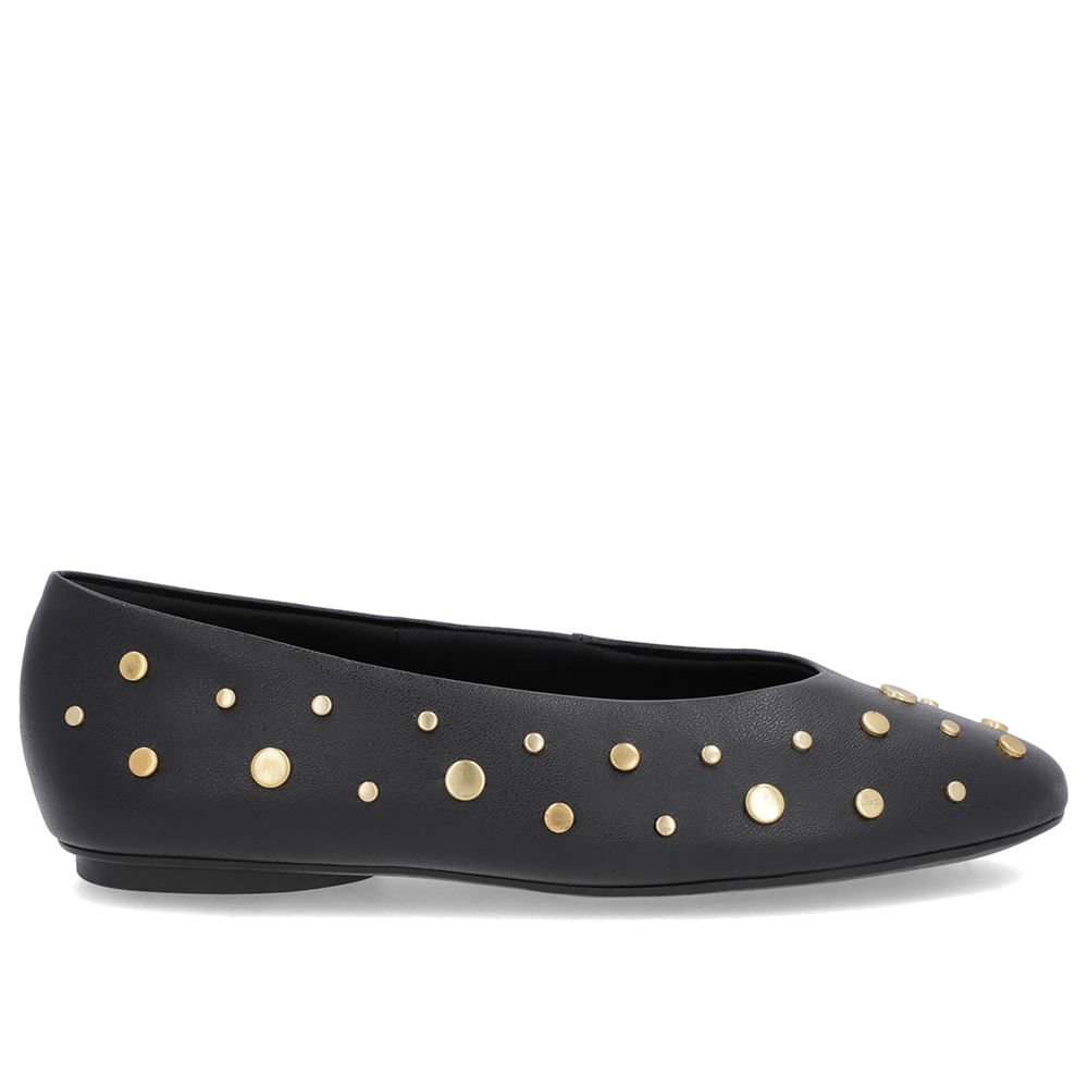 Sapatilha Preta Couro Rebite