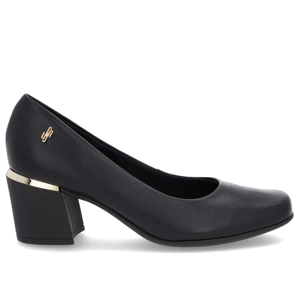 Scarpin Preto Couro Bico Quadrado Detalhe Salto