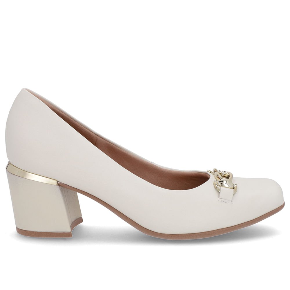 Scarpin Branco Marfim Couro Bico Quadrado Detalhe Salto