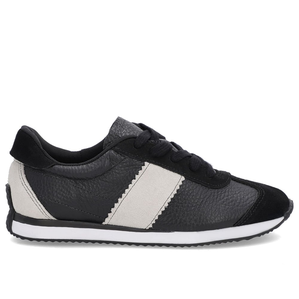 Tênis Preto Couro Detalhe Lateral