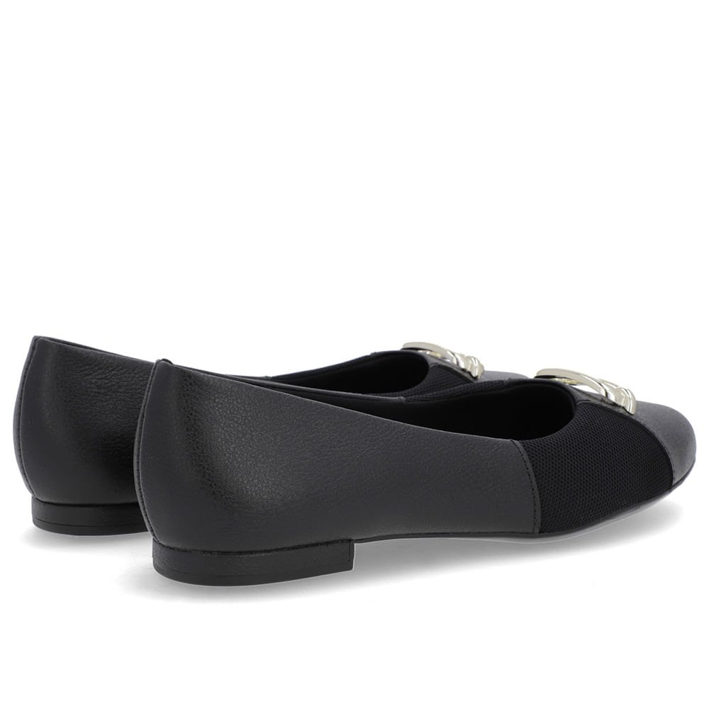 Sapatilha Preta Couro Lateral Tecido Preto 3