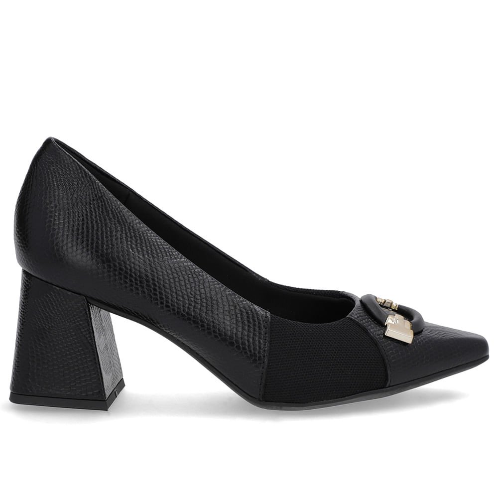 Scarpin Preto Couro Detalhe Textura