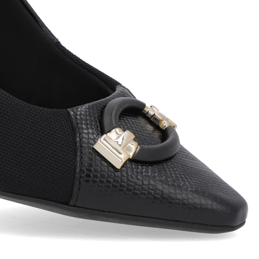 Scarpin Preto Couro Detalhe Textura Preto 4