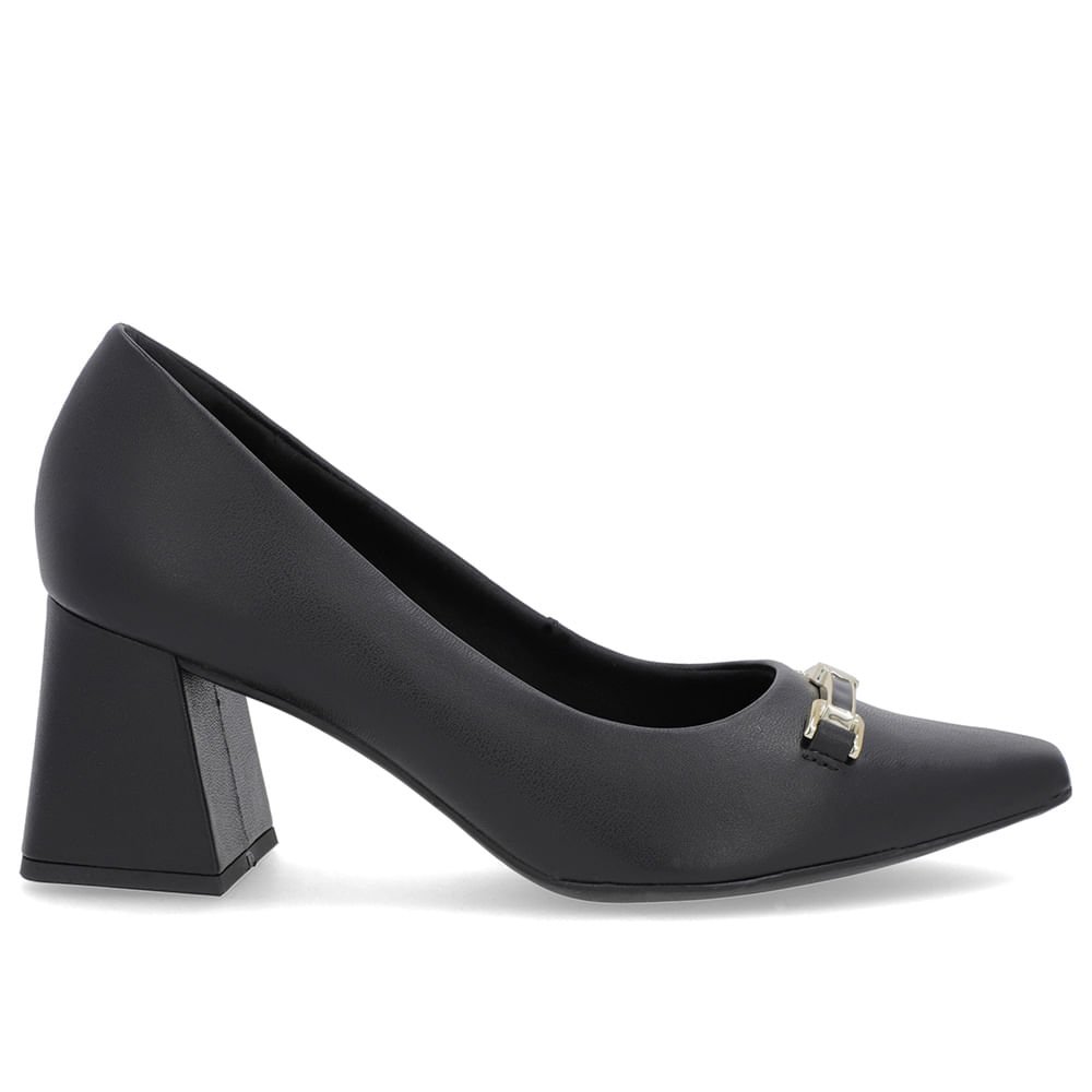 Scarpin Preto Couro Bico Fino Detalhe Geométrico