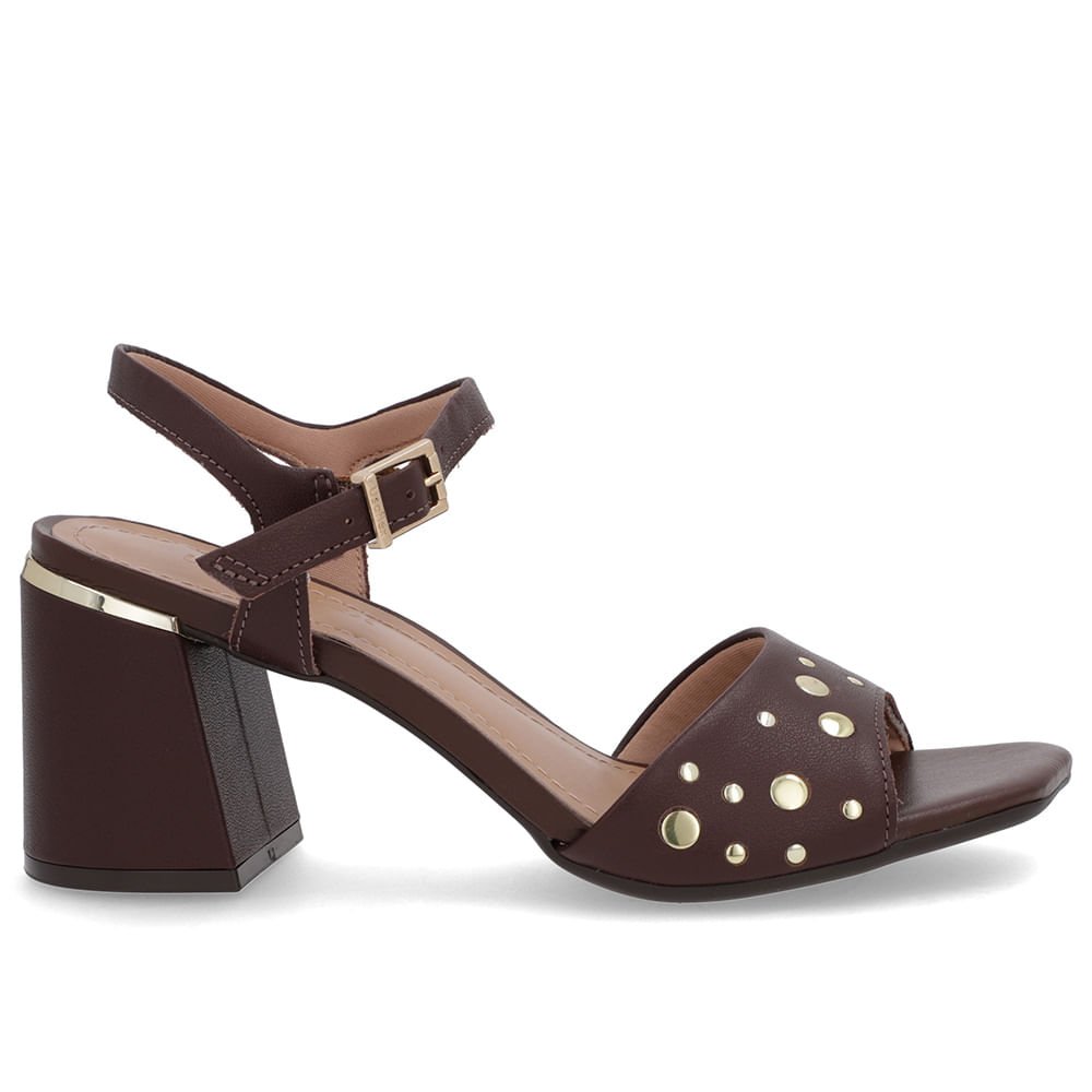 Sandália Bico Quadrado Couro Marrom Tachas