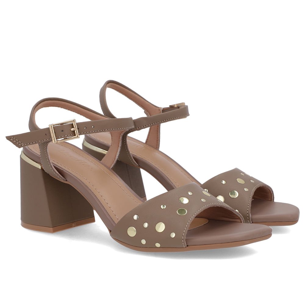 Sandália Bico Quadrado Couro Marrom Tachas Marrom 2