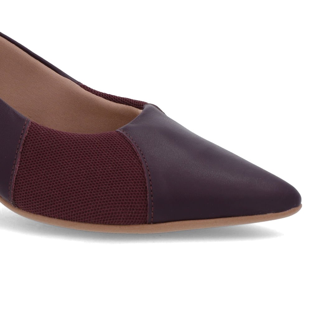 Scarpin Roxo Couro Bico Fino Lateral Tecido Roxo 4