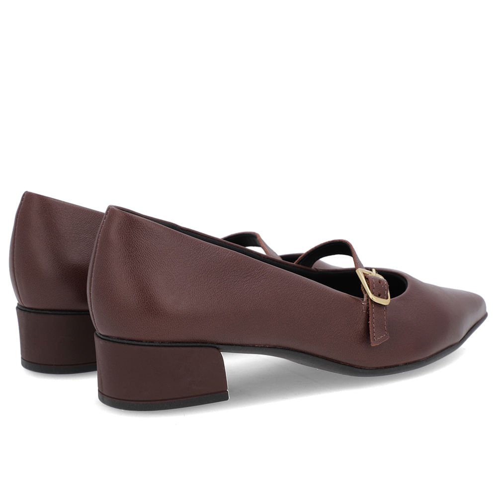 Scarpin Marrom Pinhão Couro Bico Fino Tira Marrom 3