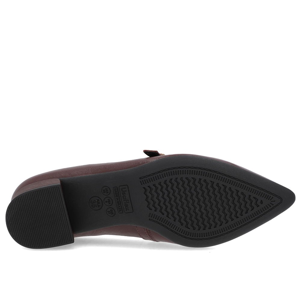 Scarpin Marrom Pinhão Couro Bico Fino Tira Marrom 5