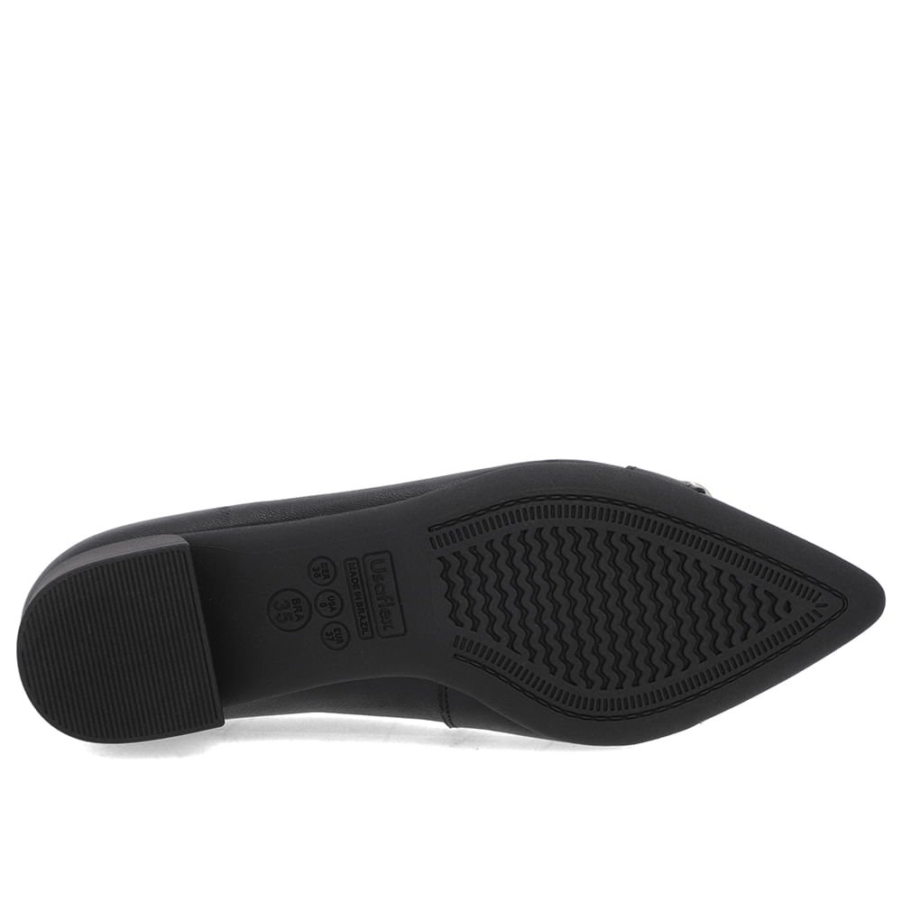 Scarpin Preto Couro Bico Fino Fivela Preto 5