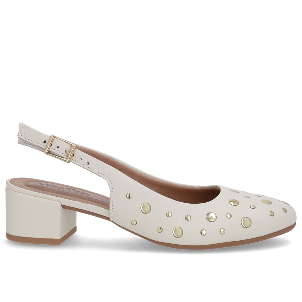 Slingback Branco Marfim Bico Redondo Couro Laser Tachas