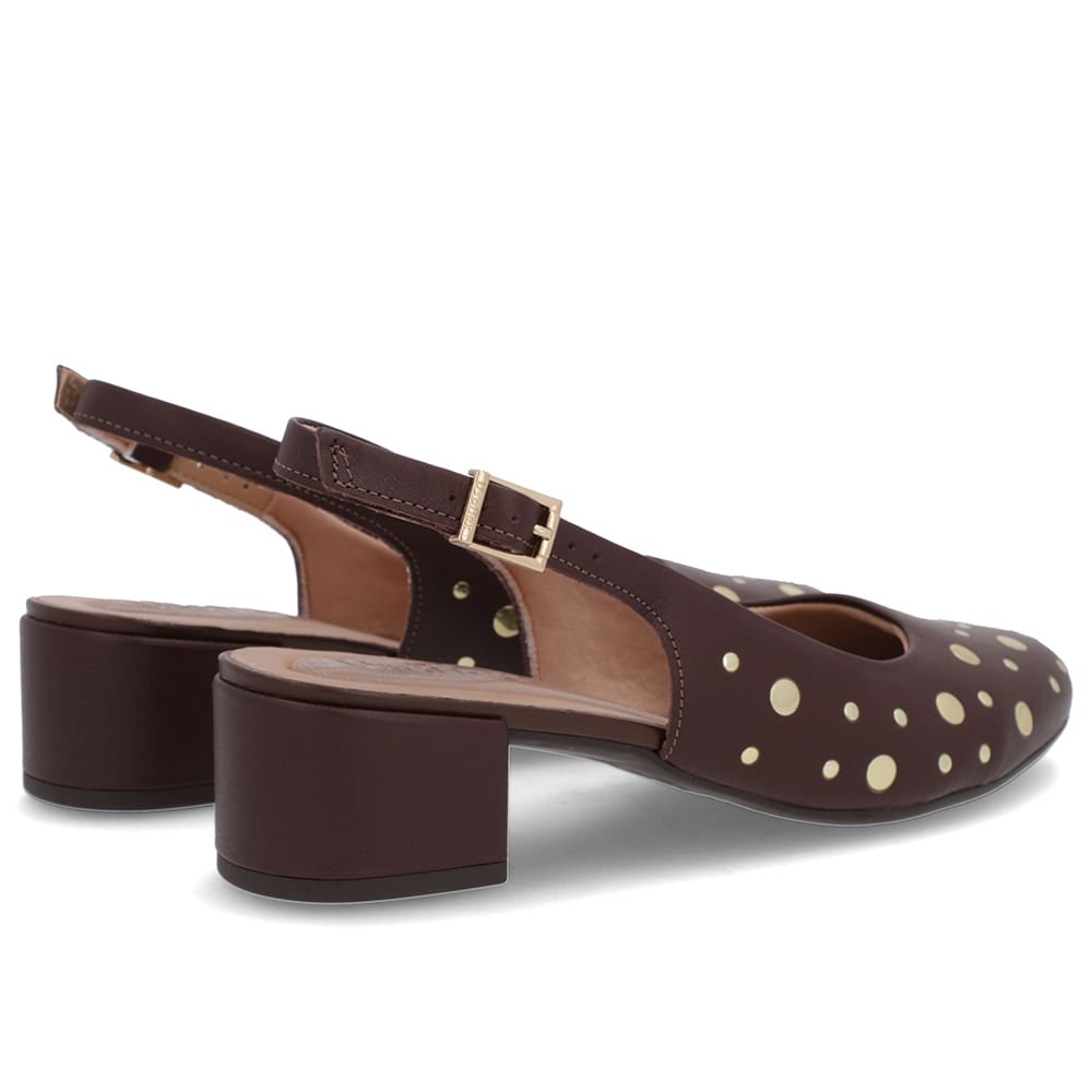 Slingback Marrom Bico Redondo Couro Laser Tachas Marrom 3