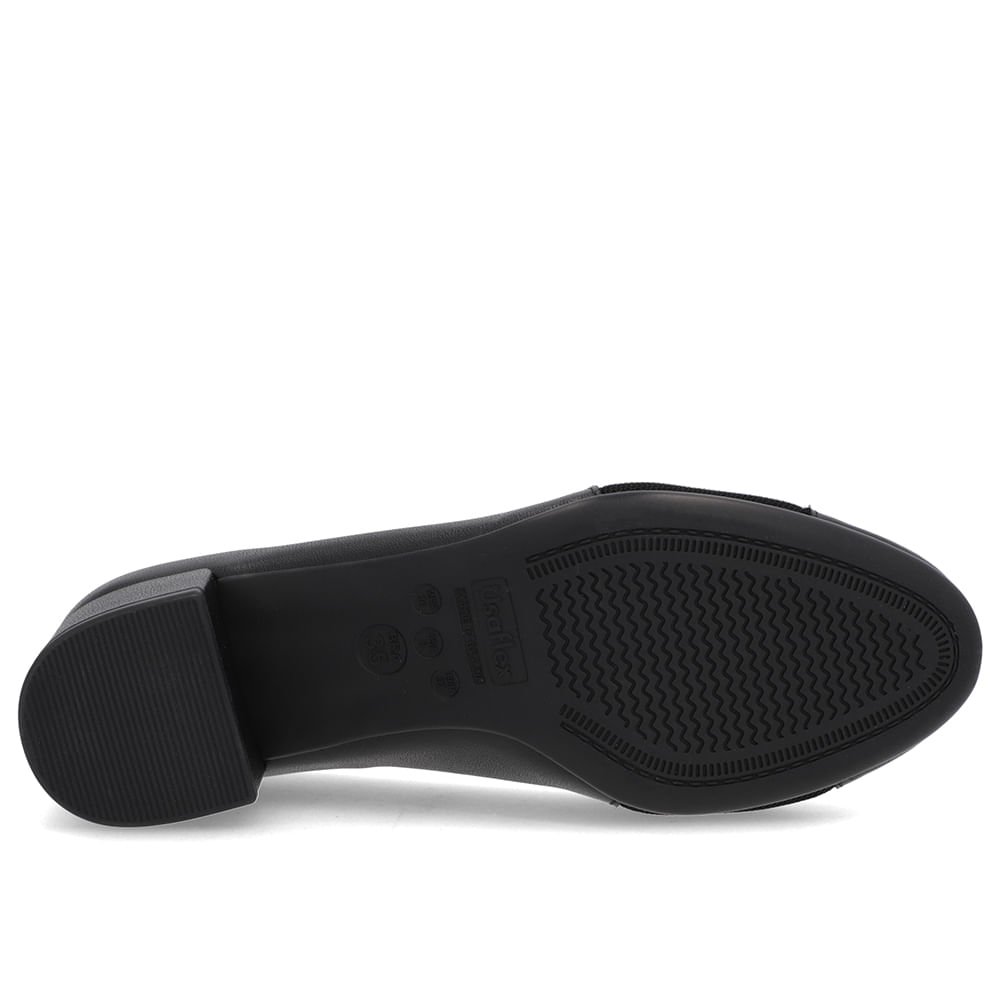 Scarpin Preto Couro Lateral Tecido Preto 5