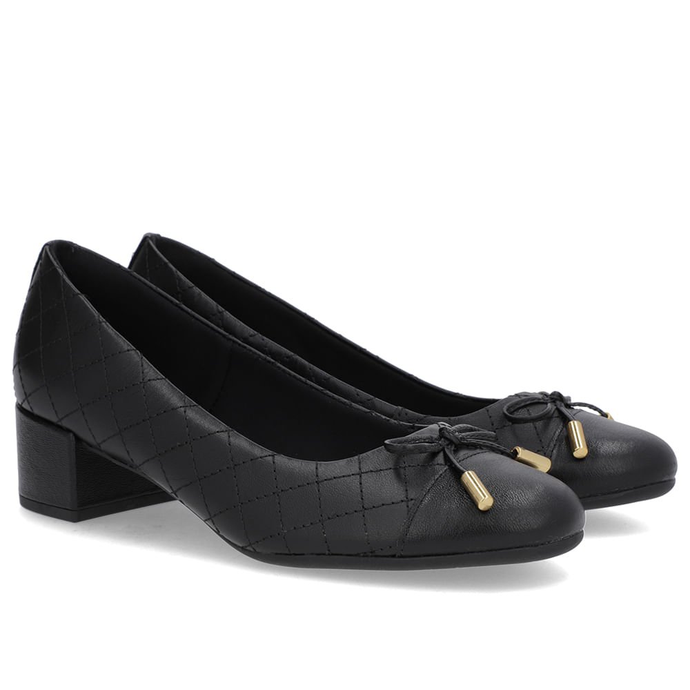 Scarpin Preto Couro Matelassê Preto 2