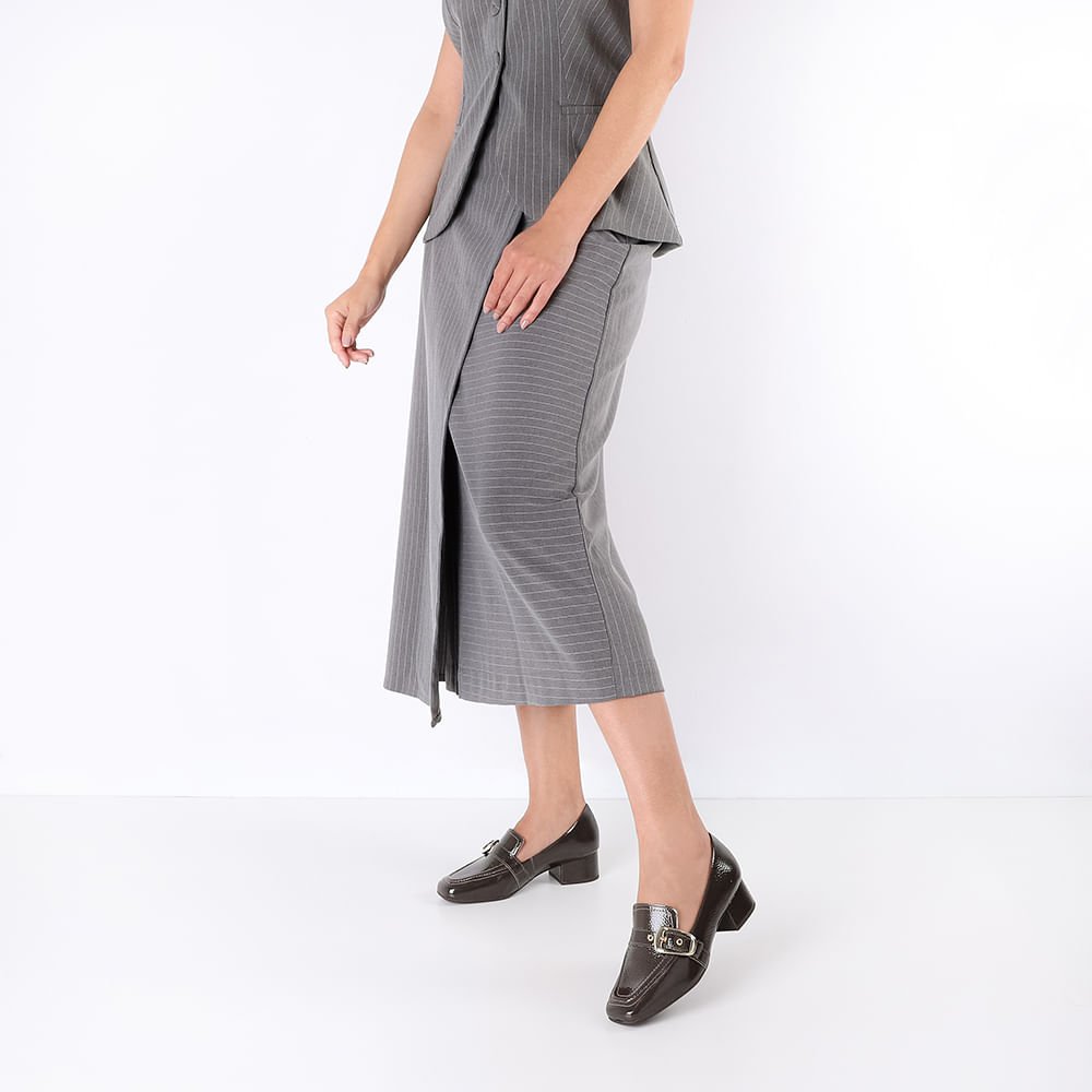 Loafer Marrom Ganache Verniz Bico Quadrado Fivela Marrom 4