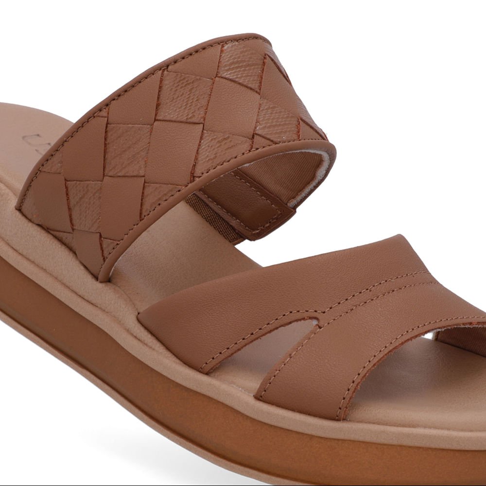 Tamanco Marrom Couro Tira Trançada Marrom 4