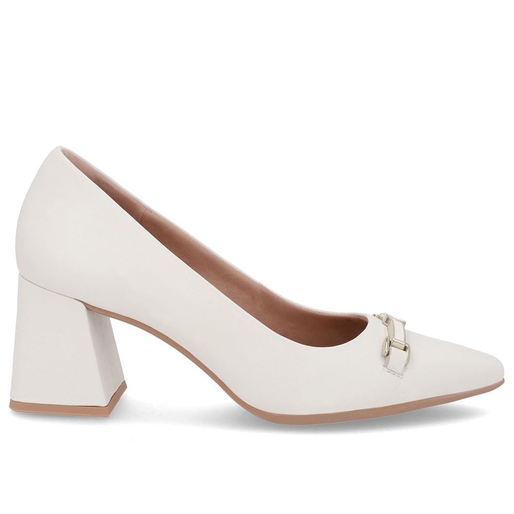 Scarpin Branco Marfim Couro Bico Fino Detalhe Geométrico
