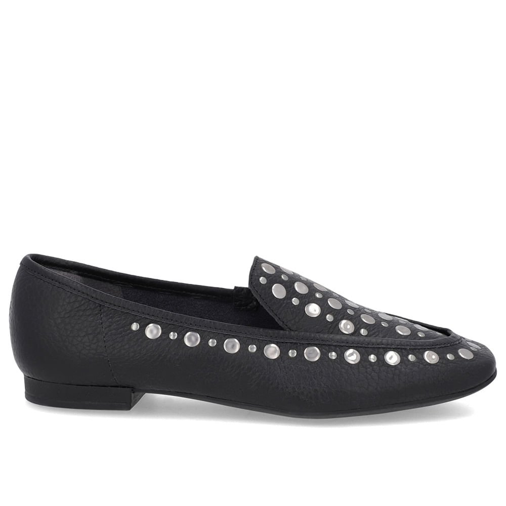 Loafer Preto Couro Tachas
