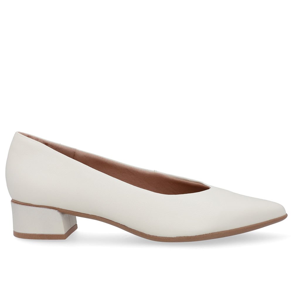 Scarpin Branco Marfim Couro Bico Fino