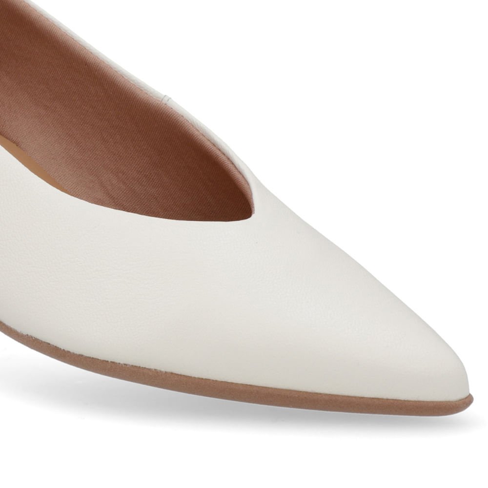 Scarpin Branco Marfim Couro Bico Fino Branco 4