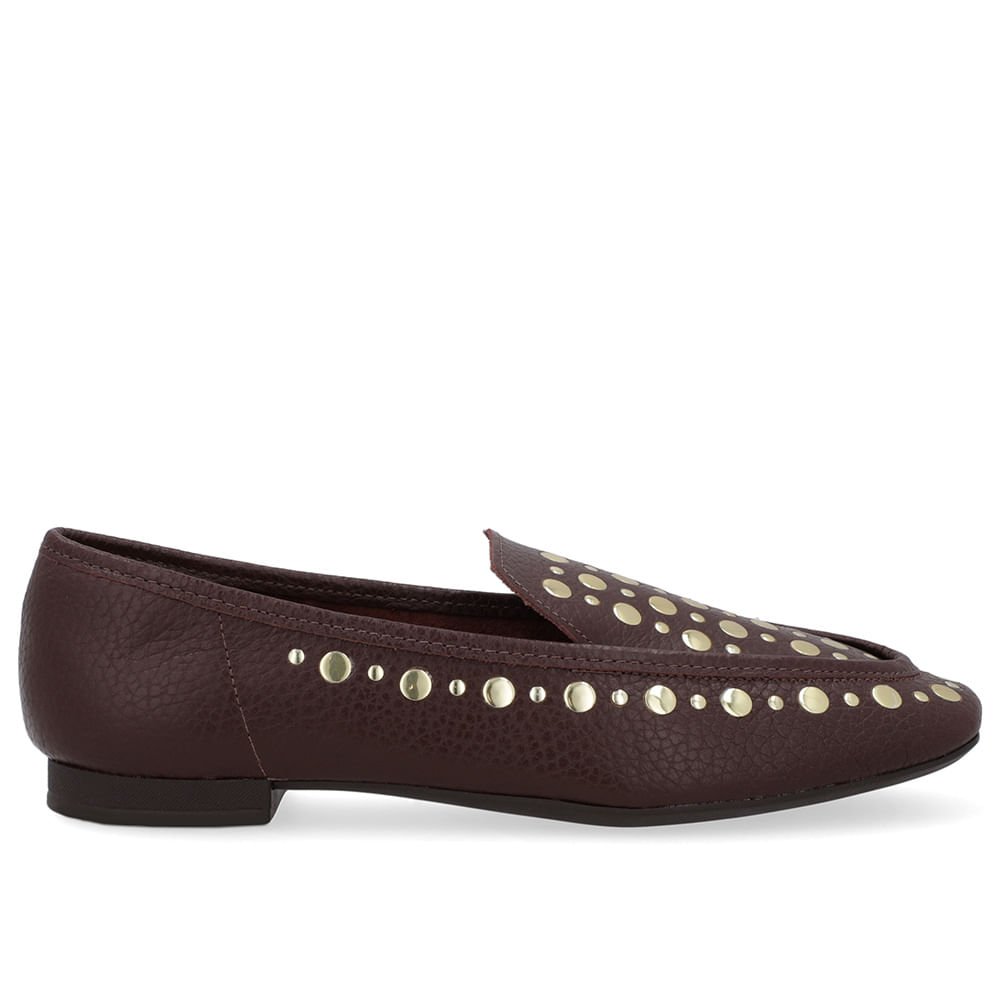 Loafer Marrom Pinhão Couro Tachas