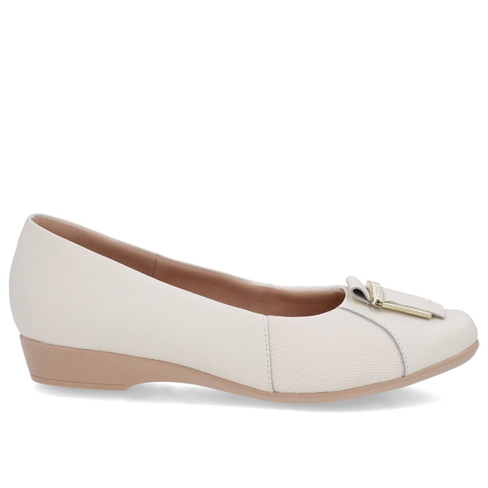 Sapatilha Branca Marfim Couro Bico Quadrado