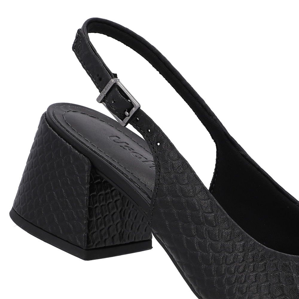 Slingback Preto Textura Bico Fino Couro Detalhe Fivela Preto 4