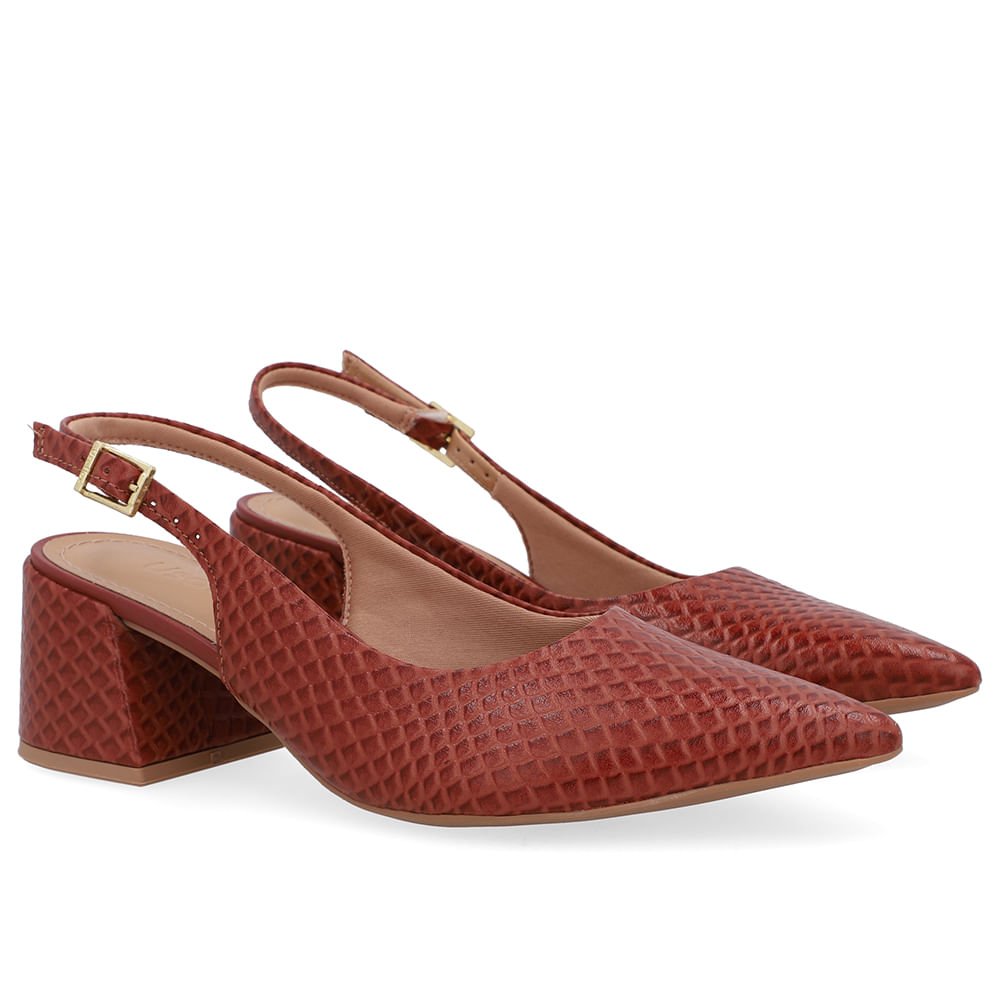 Slingback Marrom Bico Fino Couro Detalhe Fivela Marrom 2