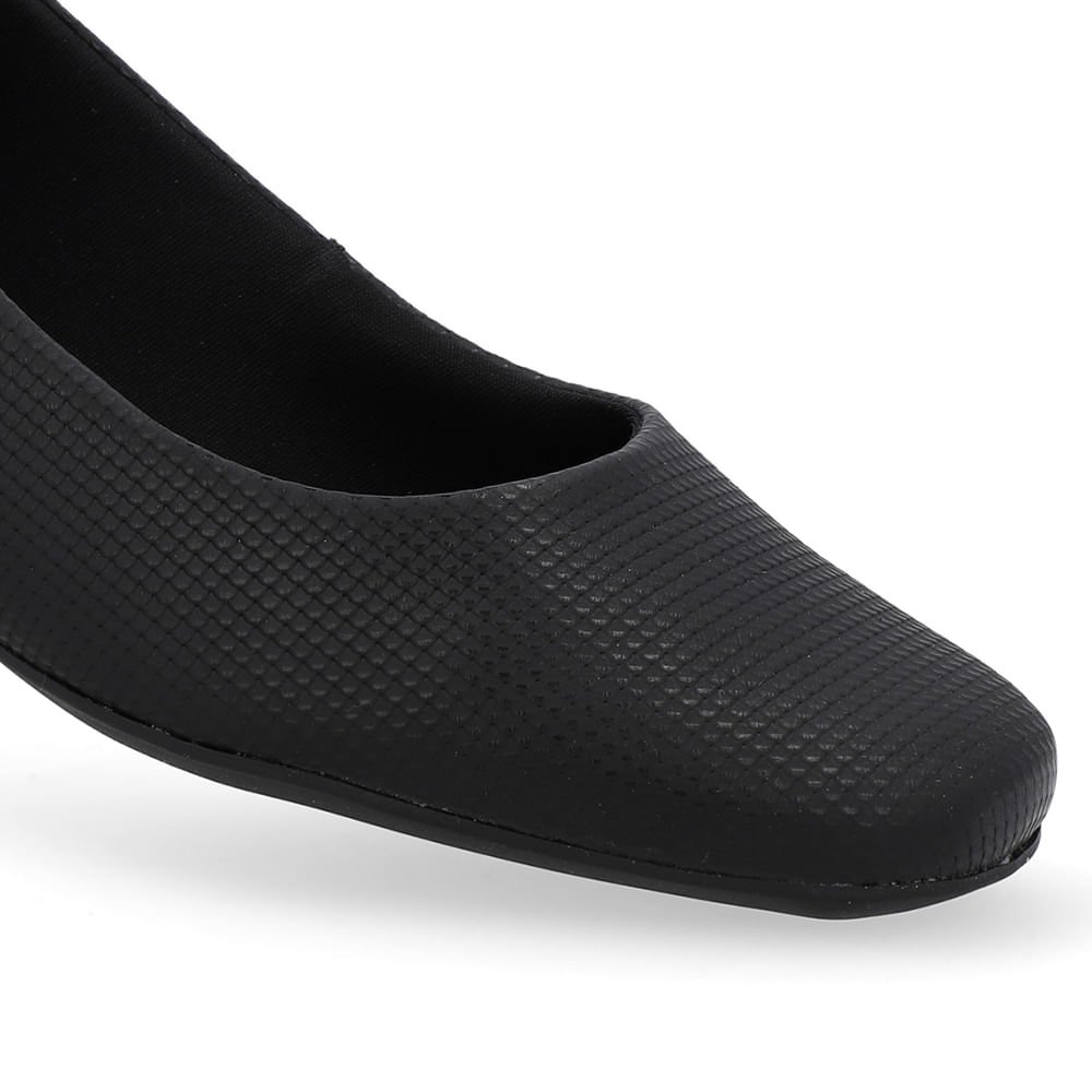Scarpin Preto Textura Salto Bloco Couro Básico Preto 4