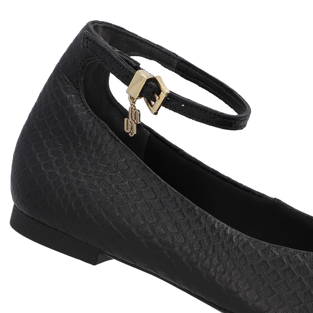 Sapatilha Boneca Preta Couro Salto Bloco Preto 4