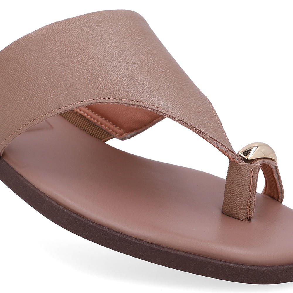 Rasteira Couro Marrom Detalhe Dourado Marrom 4