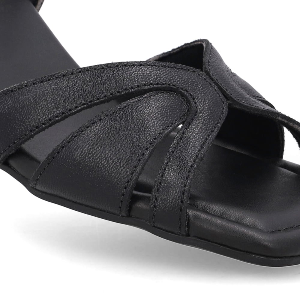 Sandália Couro Preta Bico Quadrado Preto 4