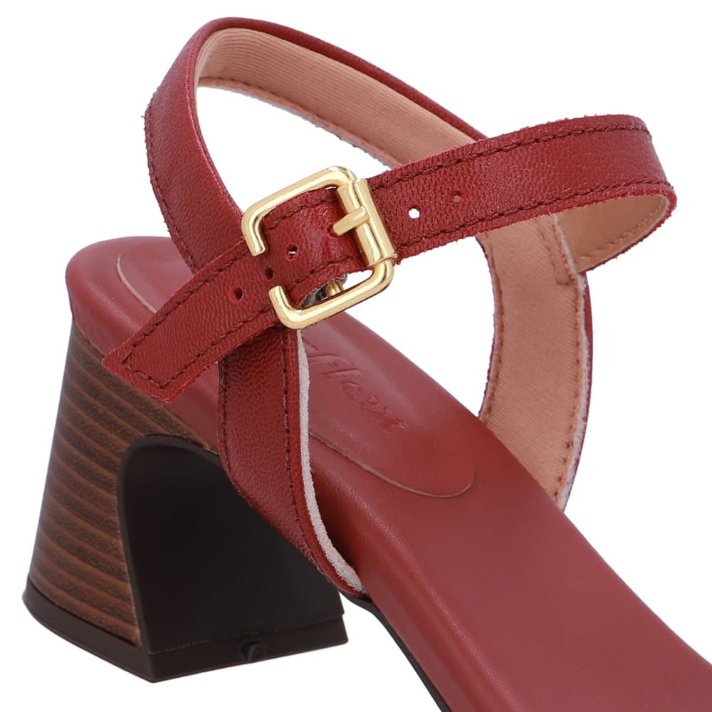 Sandália Couro Vermelha Detalhe Fivela Vermelho 4