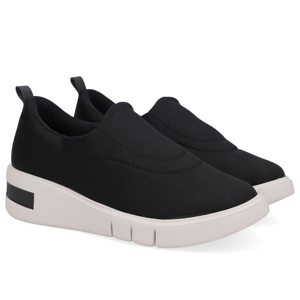 Tênis Tecido Preto Costura Enfeite Preto 2