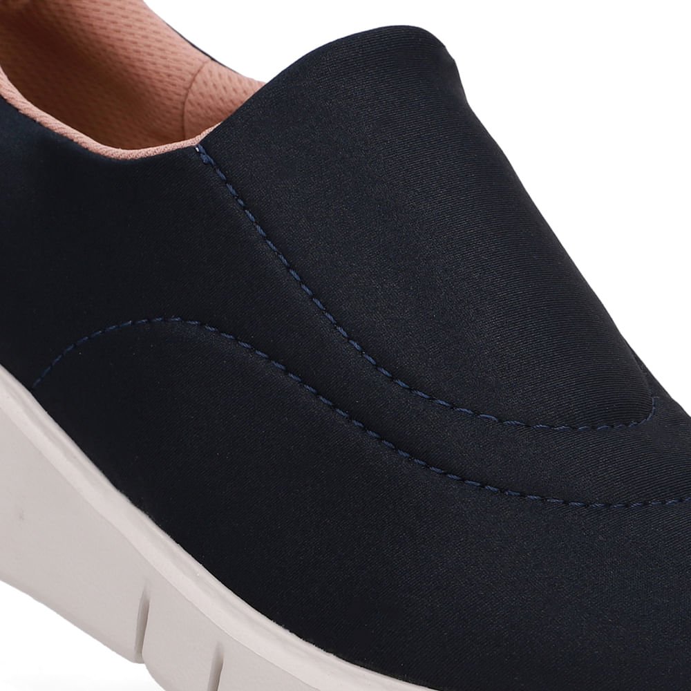 Tênis Tecido Azul Costura Enfeite Preto 4