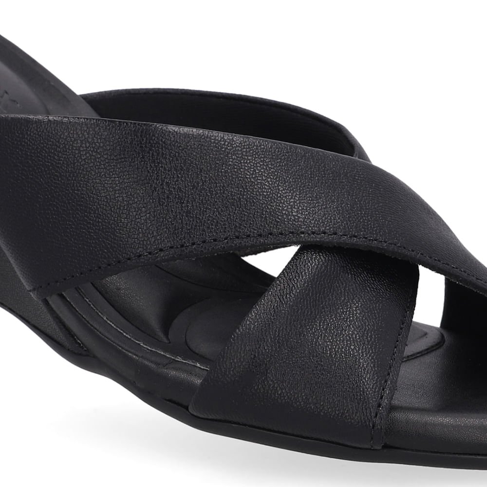 Tamanco Salto Anabela Couro Preto Preto 4